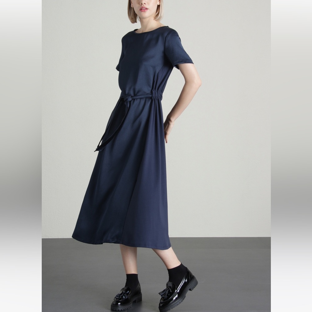SOLD!on eBay Weekend MaxMara Label-cut Giro Belted Jersey &Satin Midi Dress - Picture 3 of 17